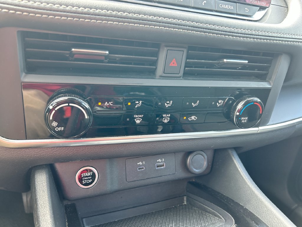 Used 2023 Nissan Rogue S AWD/4WD image 24