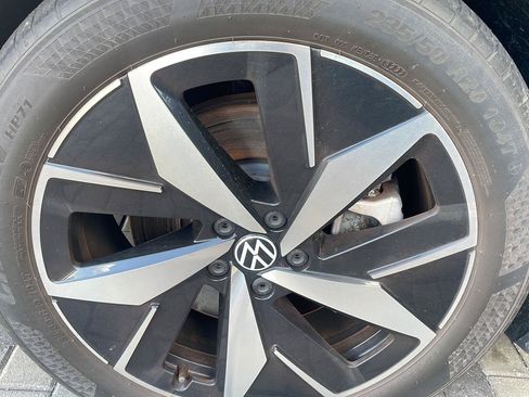 Used 2023 Volkswagen ID.4 Pro S RWD image 3