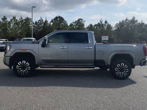 New 2026 GMC Sierra 2500 Denali Ultimate image 5