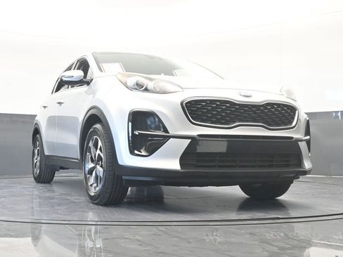 Used 2020 Kia Sportage LX w/ LX Popular Package image 59