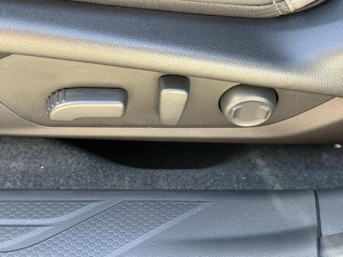 New 2026 Subaru Outback Limited AWD/4WD image 25