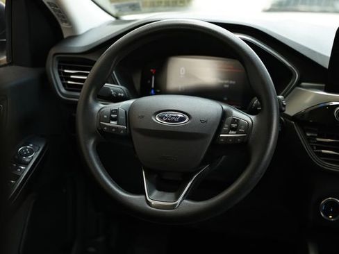Used 2025 Ford Escape Active AWD/4WD image 27