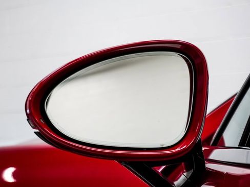 Used 2022 Porsche Panamera 4 Platinum Edition image 17