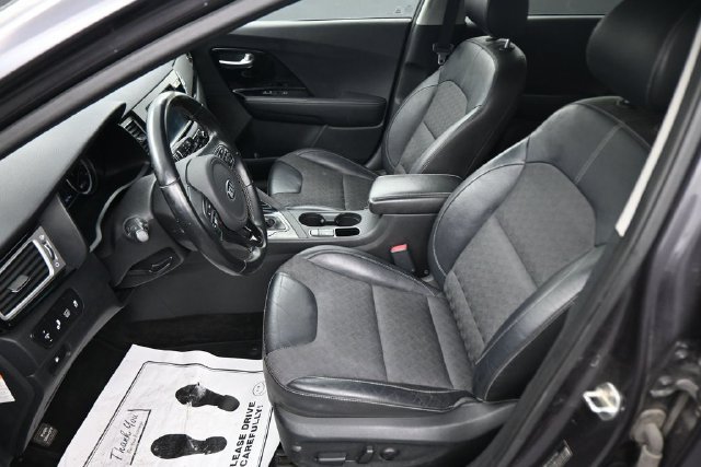 Used 2018 Kia Niro EX w/ EX Touring Graphite Edition FWD image 22
