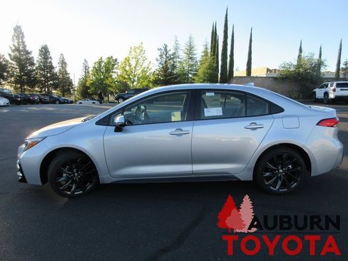New 2026 Toyota Corolla SE image 4