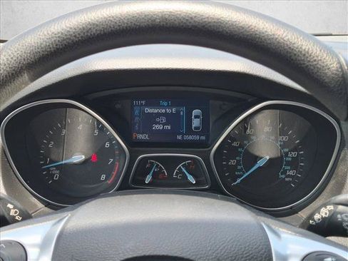 Used 2014 Ford Focus SE w/ SE Winter Package FWD image 11