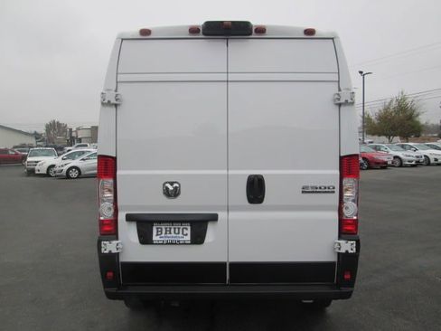 Used 2024 RAM ProMaster 2500 w/ Quick Order Package 22H SLT+ image 5