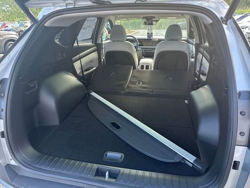 New 2025 Hyundai Tucson Limited image 37