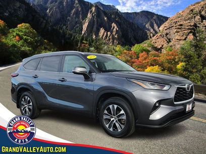 Used 2024 Toyota Highlander XLE