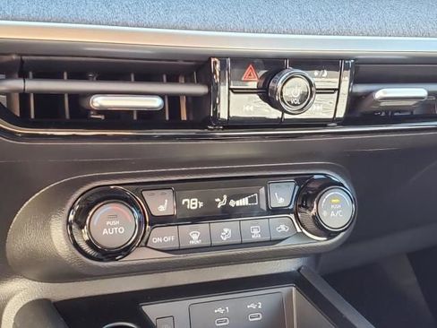 New 2026 Nissan Kicks SV image 27