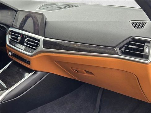 Used 2020 BMW 330i Sedan w/ Driving Assistance Package image 18