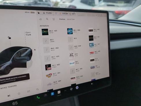 Used 2024 Tesla Model 3 Standard Range image 16