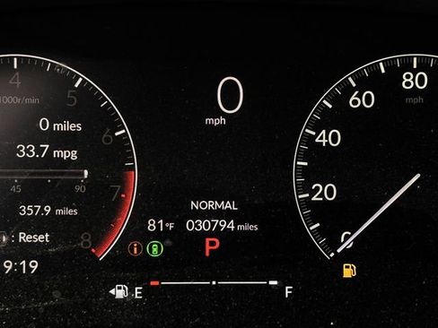 Used 2025 Honda Civic Sport image 12