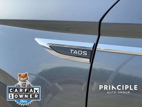 Used 2023 Volkswagen Taos SE FWD image 9