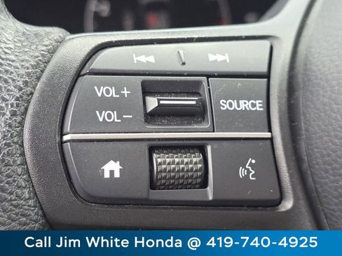 Certified 2023 Honda HR-V LX image 31