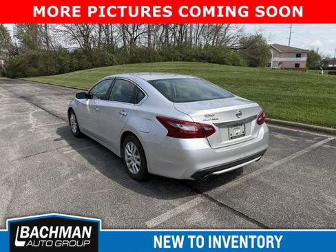 Used 2018 Nissan Altima 2.5 S w/ S Convenience Package image 4