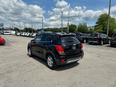 Used 2017 Chevrolet Trax LT FWD image 5
