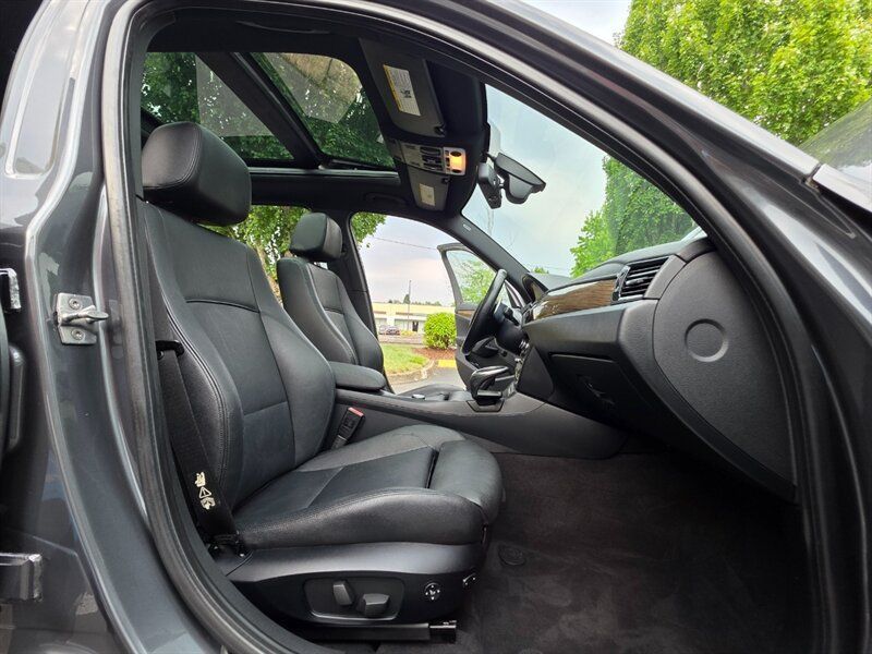 Used 2013 BMW X1 xDrive35i w/ Ultimate Pkg AWD/4WD image 14
