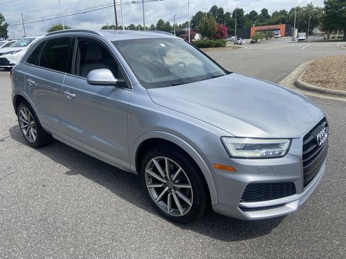 Used 2018 Audi Q3 2.0T Premium Plus w/ Premium Plus Package FWD image 3