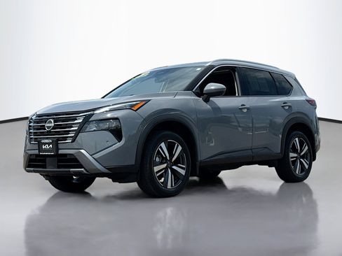 Used 2024 Nissan Rogue SL w/ SL Premium Package AWD/4WD image 12