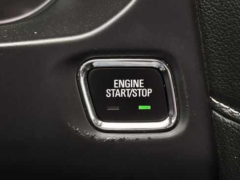 Used 2021 GMC Acadia SLT w/ Elevation Edition image 23