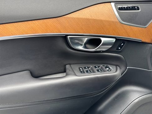 Certified 2023 Volvo XC90 B6 Plus w/ Protection Package Premier image 10