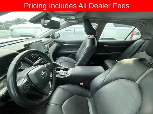 Used 2023 Toyota Camry XSE FWD image 8