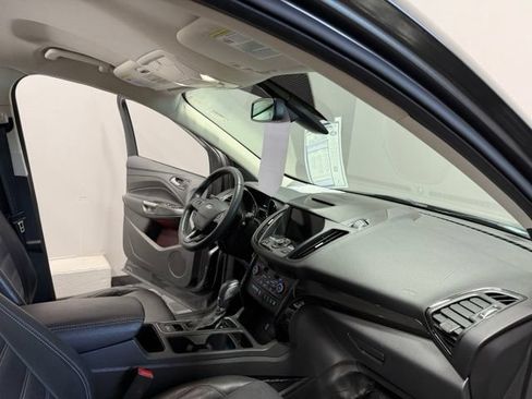 Used 2018 Ford Escape Titanium FWD image 25