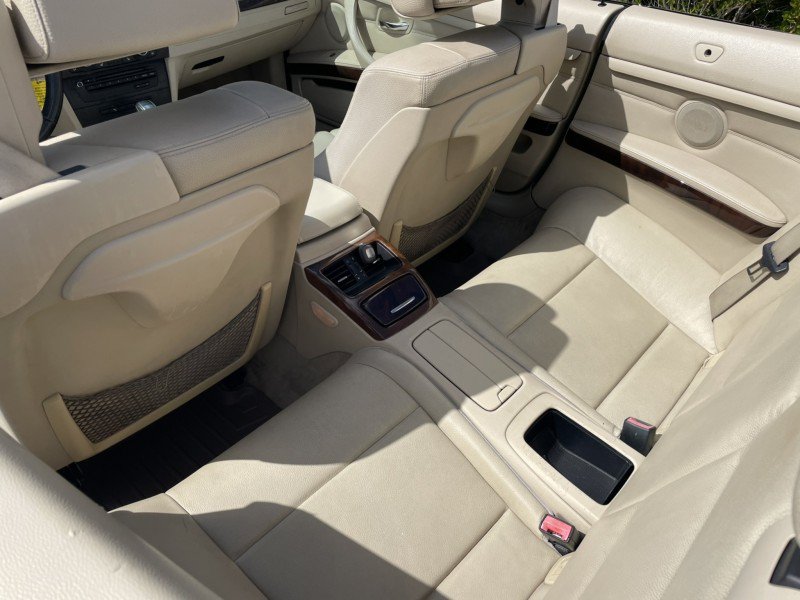 Used 2011 BMW 335i Convertible RWD image 11