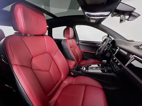 New 2026 Porsche Macan S image 30