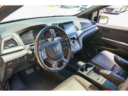 Used 2023 Honda Odyssey Sport image 13