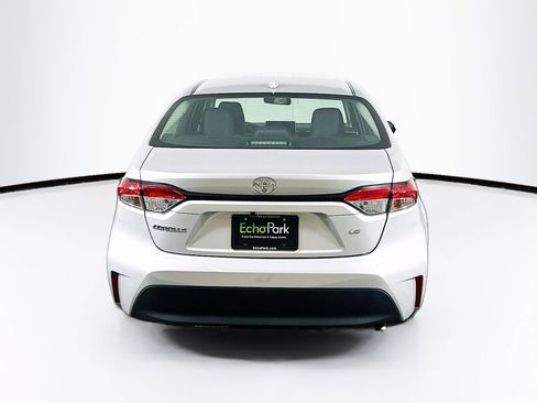 Used 2024 Toyota Corolla LE FWD image 7