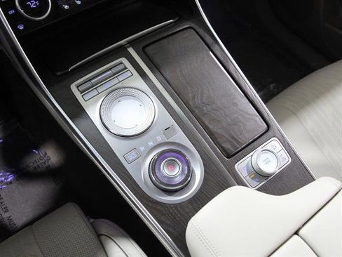 Certified 2021 Genesis GV80 2.5T w/ Prestige Package 04 image 16