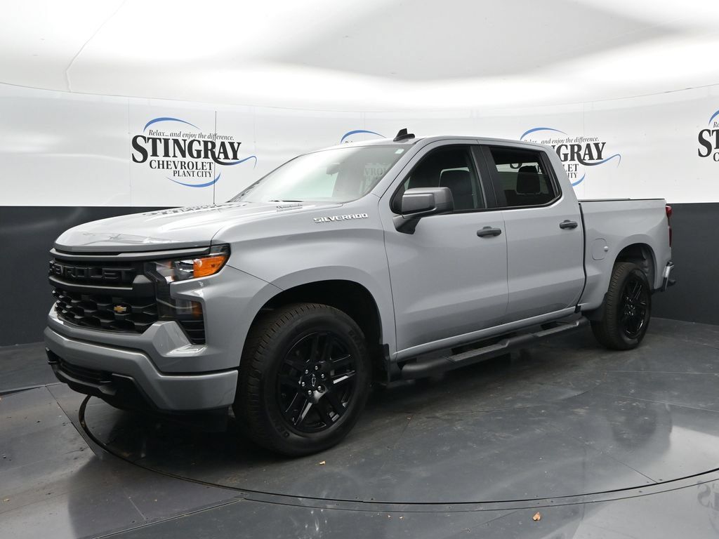 Certified 2025 Chevrolet Silverado 1500 Custom RWD image 3