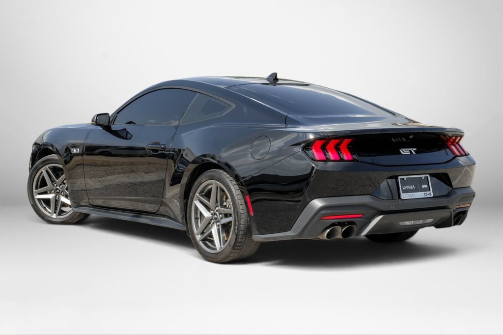 Used 2025 Ford Mustang GT Premium RWD image 8