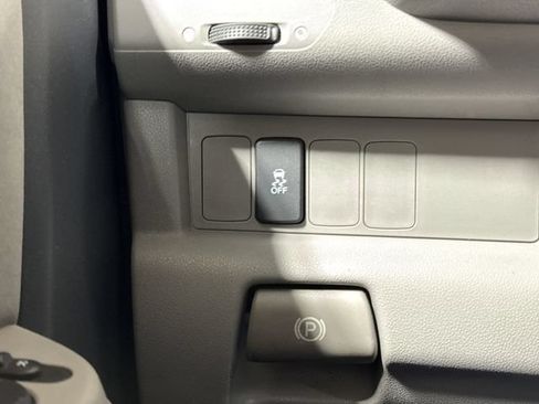 Used 2013 Honda Pilot LX image 18