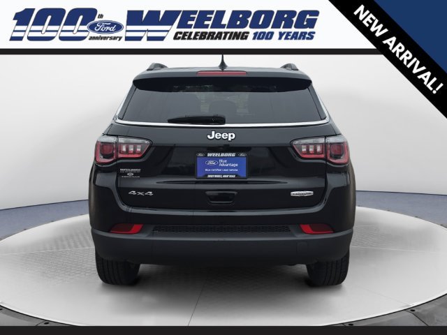 Used 2017 Jeep Compass Latitude w/ Popular Equipment Group AWD/4WD image 4