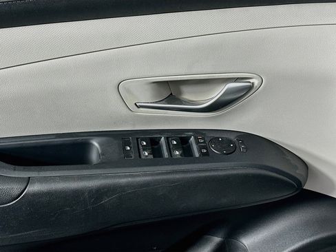 Used 2025 Hyundai Tucson SEL FWD image 15
