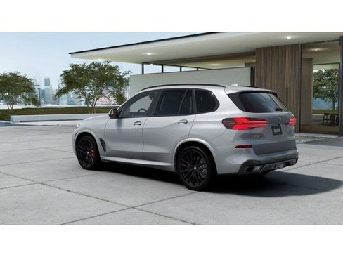 New 2026 BMW X5 xDrive40i w/ M Sport Package image 2