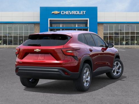 New 2026 Chevrolet Trax LS FWD image 4
