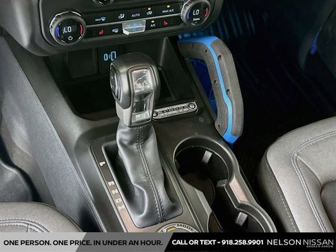 Used 2023 Ford Bronco Black Diamond AWD/4WD image 16