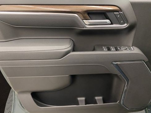 New 2026 Chevrolet Silverado 1500 LT image 19