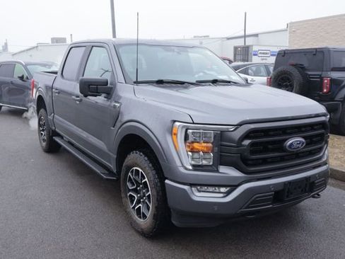 Used 2021 Ford F150 XLT w/ Equipment Group 302A High image 4