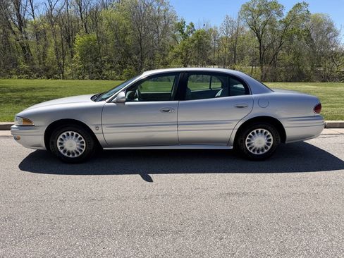 Used 2003 Buick Le Sabre Custom FWD image 2