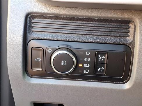 Used 2023 Ford F250 XL w/ XL Driver Assist Package image 17