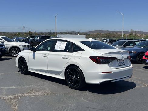 Certified 2025 Honda Civic Sport image 3
