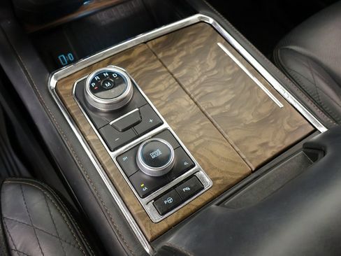 Used 2021 Ford Expedition Max Platinum image 9