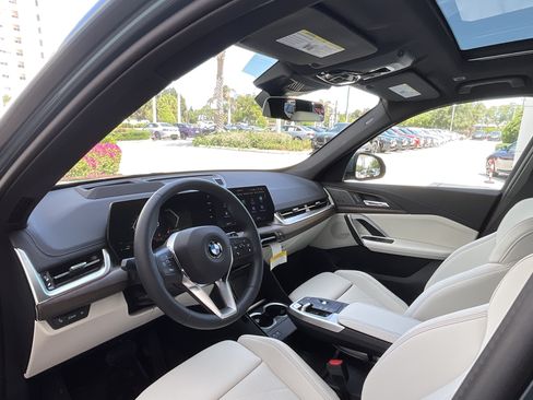 New 2026 BMW X1 xDrive28i w/ Technology Package AWD/4WD image 9