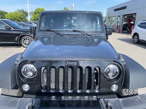 Used 2018 Jeep Wrangler Unlimited Sport AWD/4WD image 4