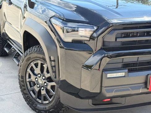 Used 2026 Toyota 4Runner SR5 AWD/4WD image 6